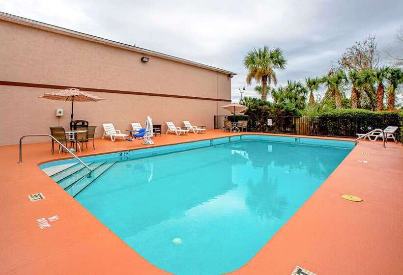 فندق Quality Inn & Suites Live Oak I10 Exit 283