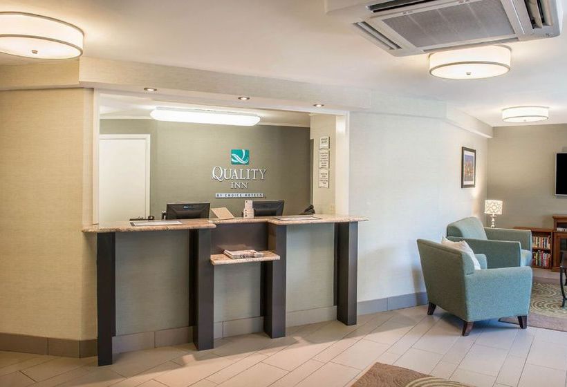 酒店 Quality Inn University Center