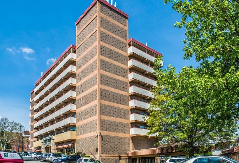 酒店 Quality Inn University Center