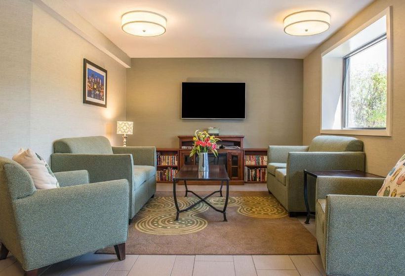 酒店 Quality Inn University Center