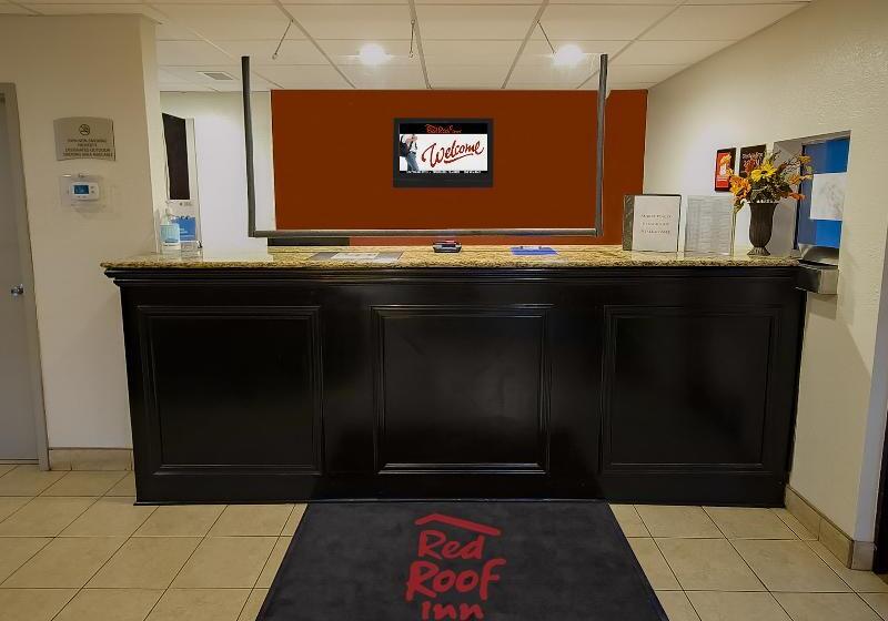 Отель Red Roof Inn Tallahassee East