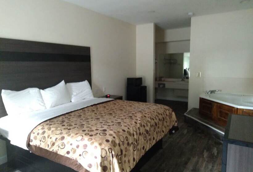 فندق Rocky Creek Inn