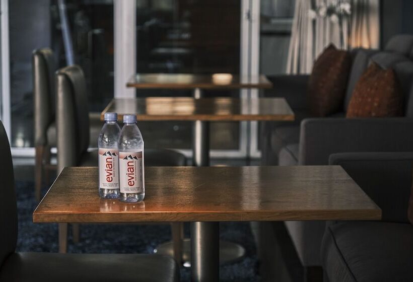 هتل Sirtaj   Beverly Hills