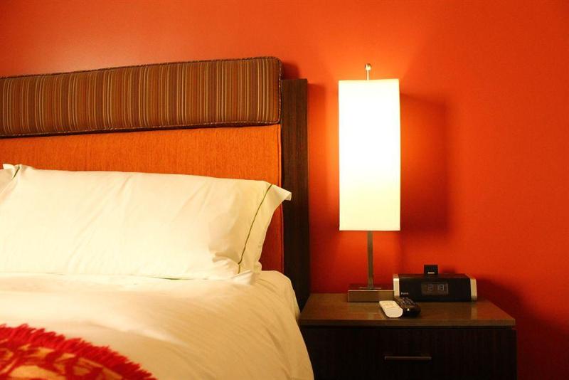 هتل Sirtaj   Beverly Hills