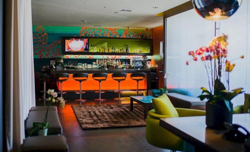 هتل Sirtaj   Beverly Hills