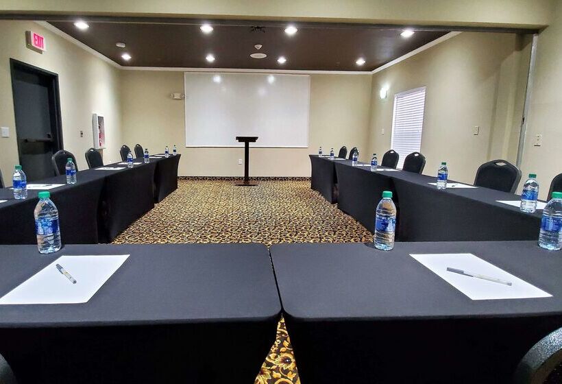 Отель Super 8 By Wyndham High Point/greensboro