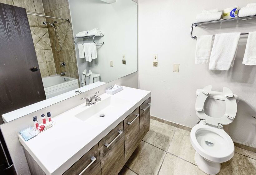 Отель Super 8 By Wyndham High Point/greensboro