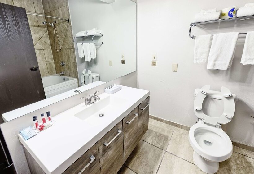 Отель Super 8 By Wyndham High Point/greensboro