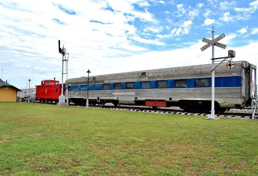 Surestay Hotel By Best Western Rockdale