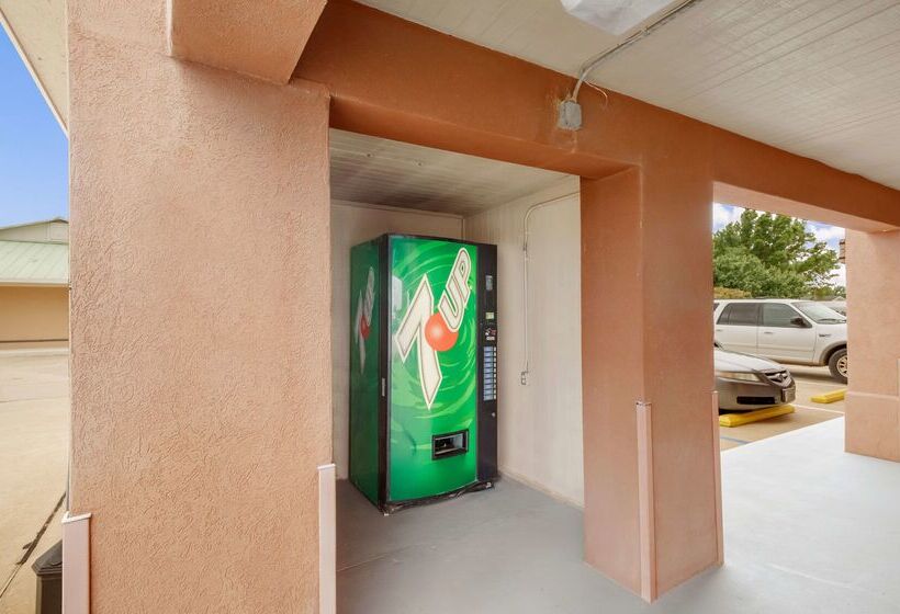 Surestay Hotel By Best Western Rockdale