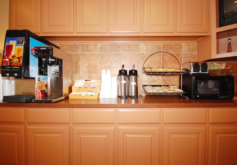 Surestay Hotel By Best Western Rockdale