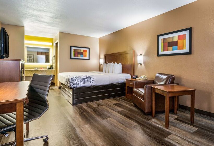 Surestay Plus Hotel By Best Western Poteau