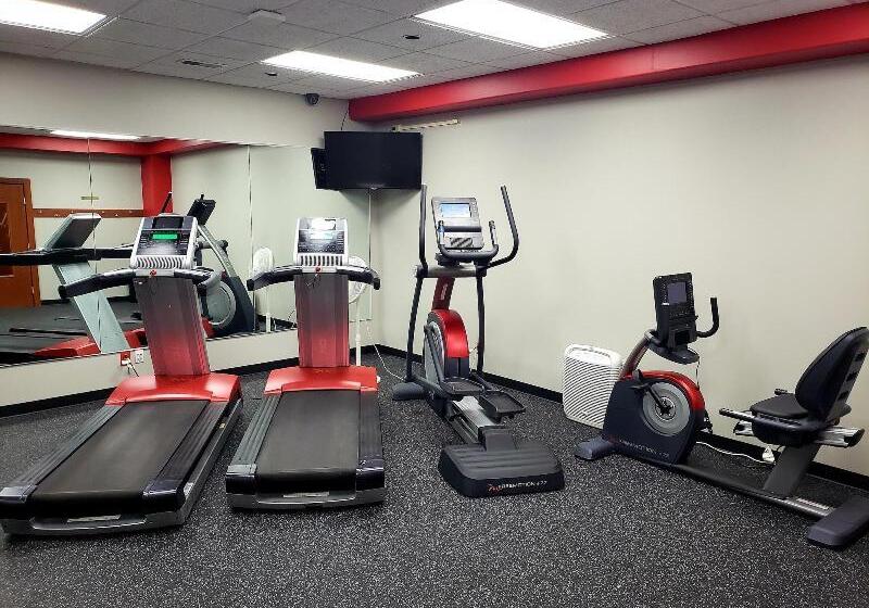 בית מלון כפרי The Boulevard Inn & Bistro