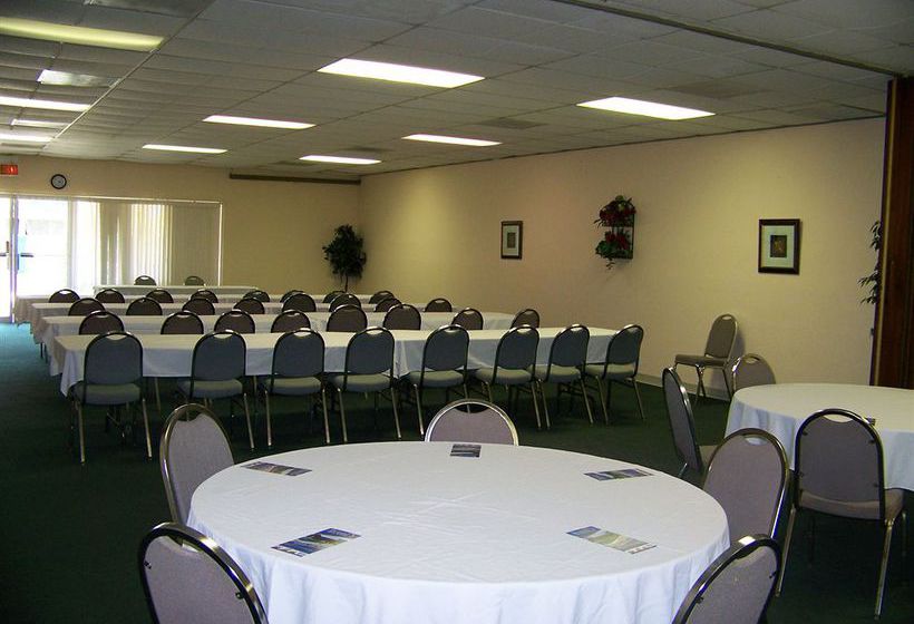 فندق The Budget Inn & Suites