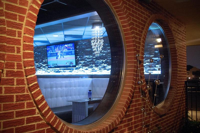 ホテル Unique Suites