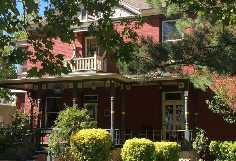 Bed and Breakfast El Cuervo Abq