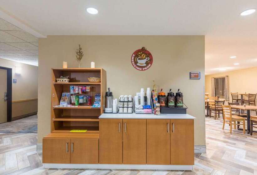 فندق على الطريق Americinn By Wyndham Prairie Du Chien