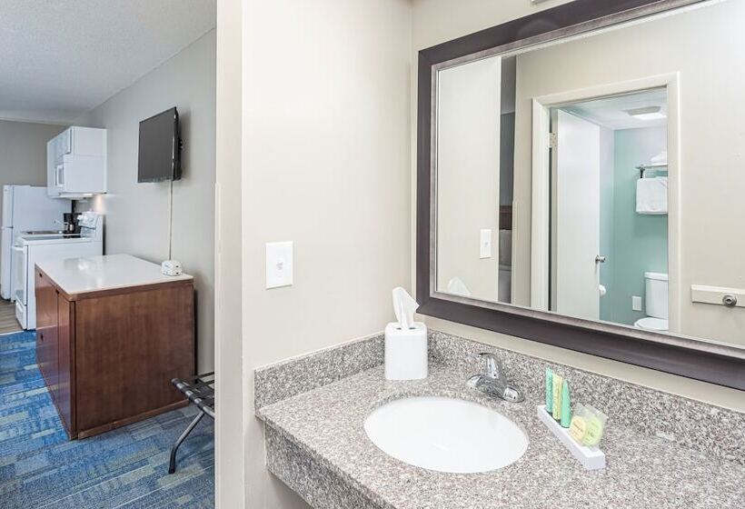 فندق على الطريق Bikini Beach Resort