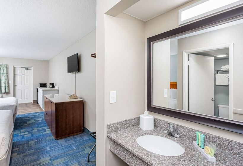 فندق على الطريق Bikini Beach Resort