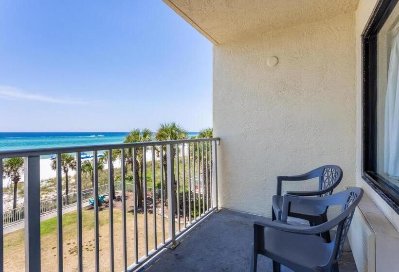 فندق على الطريق Bikini Beach Resort