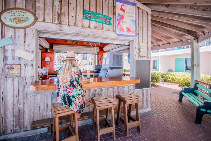 فندق على الطريق Bikini Beach Resort