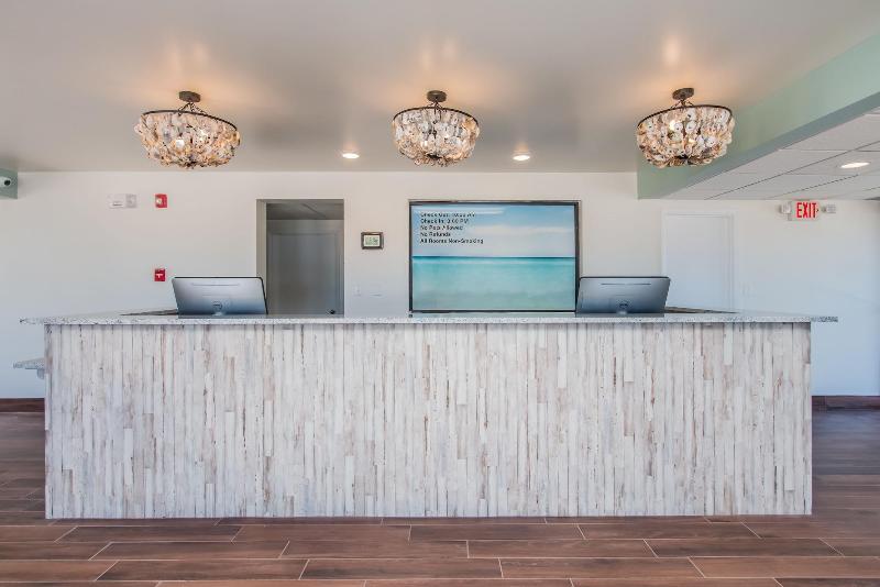 מוטל Bikini Beach Resort
