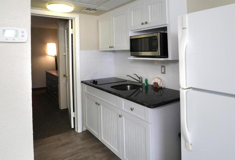 מוטל Biscayne Family Resort