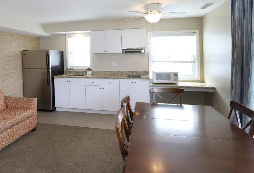 מוטל Biscayne Family Resort