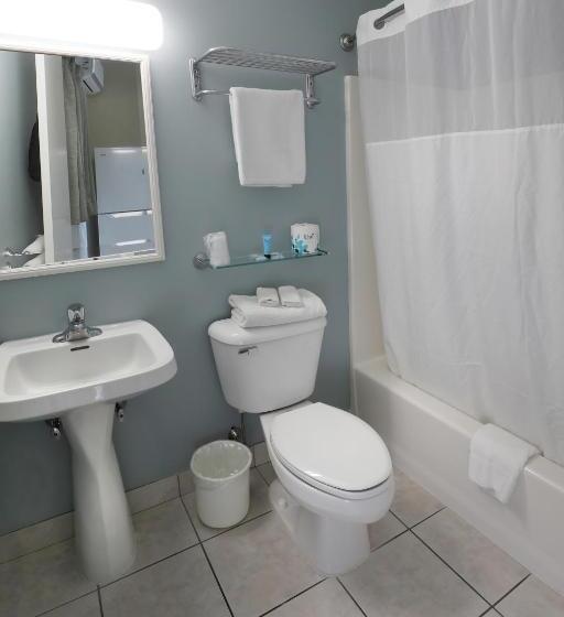 מוטל Biscayne Family Resort