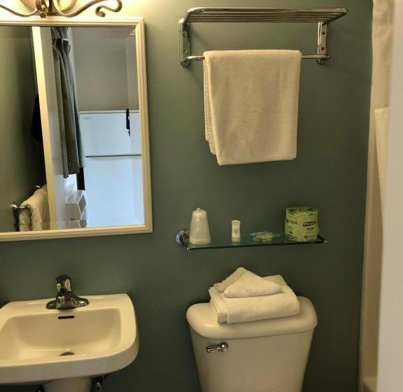 מוטל Biscayne Family Resort