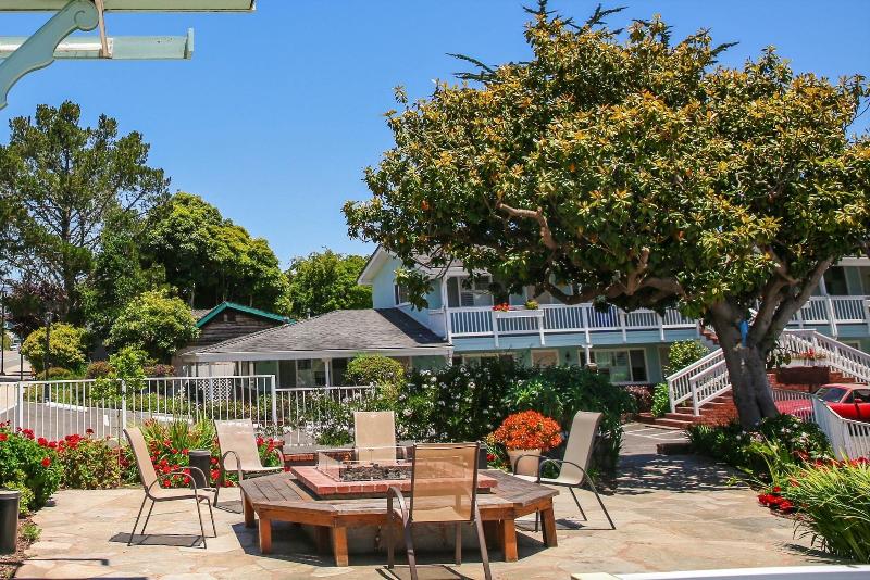 汽车旅馆  Bluebird Inn