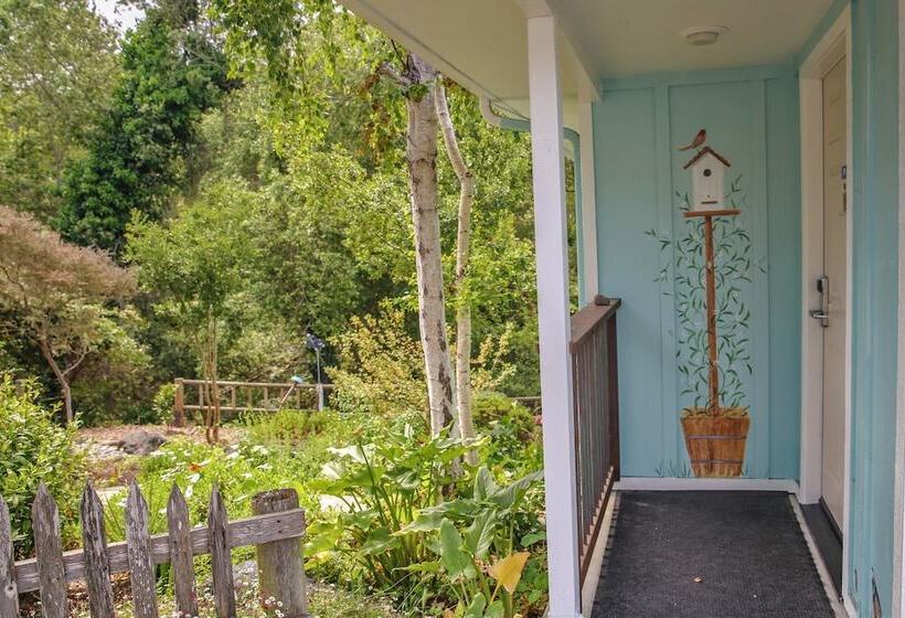 汽车旅馆  Bluebird Inn