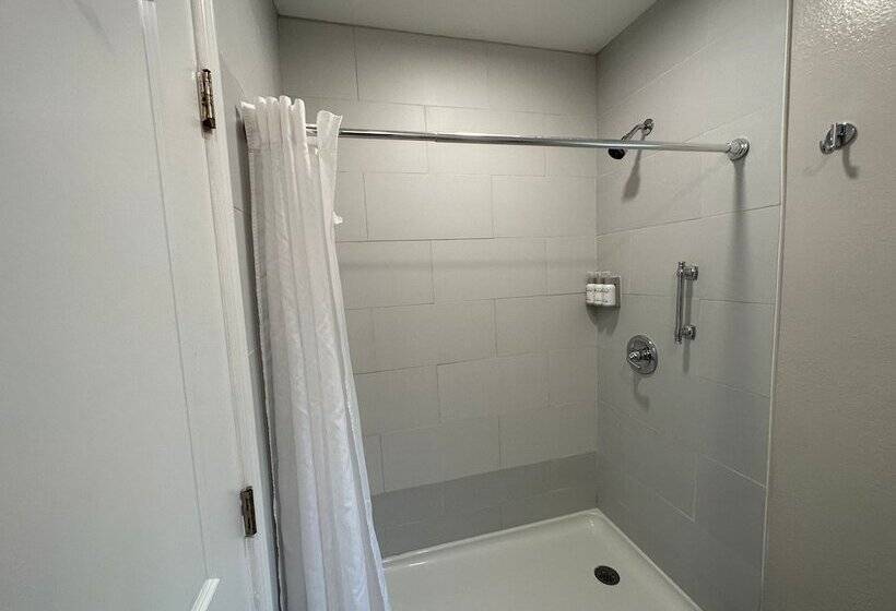 汽车旅馆  Bluebird Inn