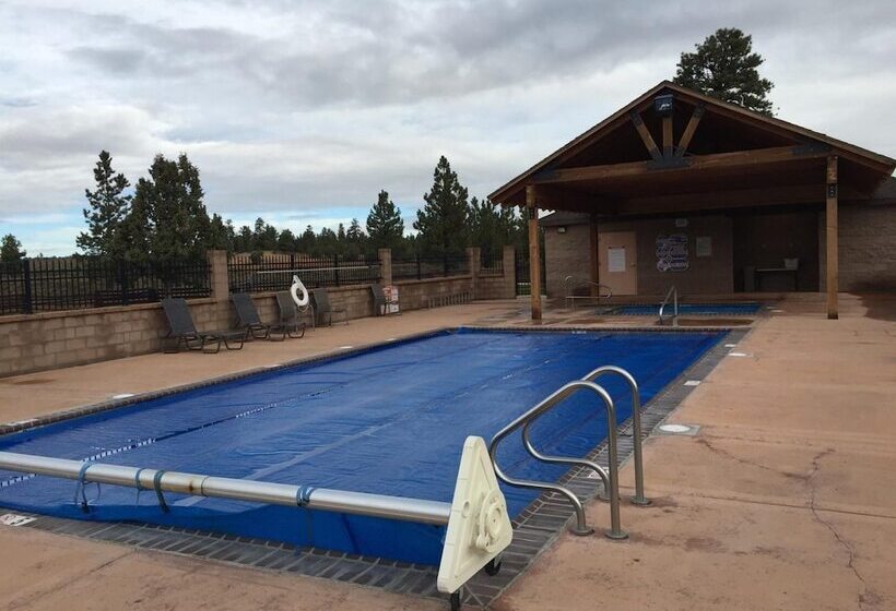 Мотель Bryce Canyon Pines