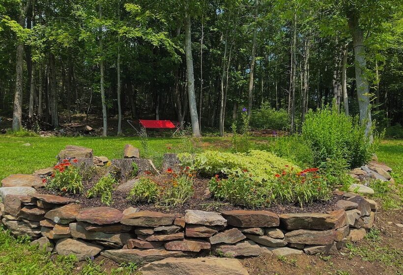 فندق على الطريق Bucksport Inn