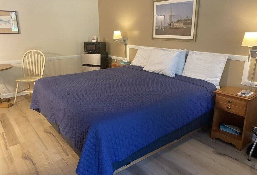 فندق على الطريق Bucksport Inn