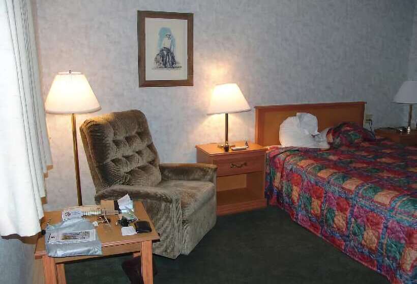 فندق على الطريق Ubar Inn & Suites