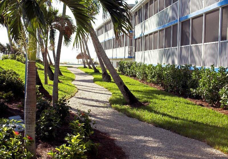 منتجع Sunset Beach Inn