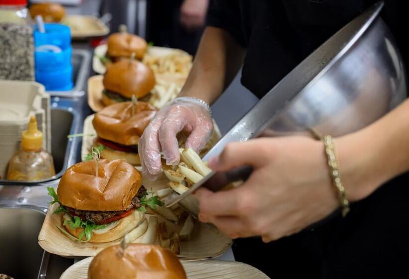 Siesta Key Beach Resort And Suites