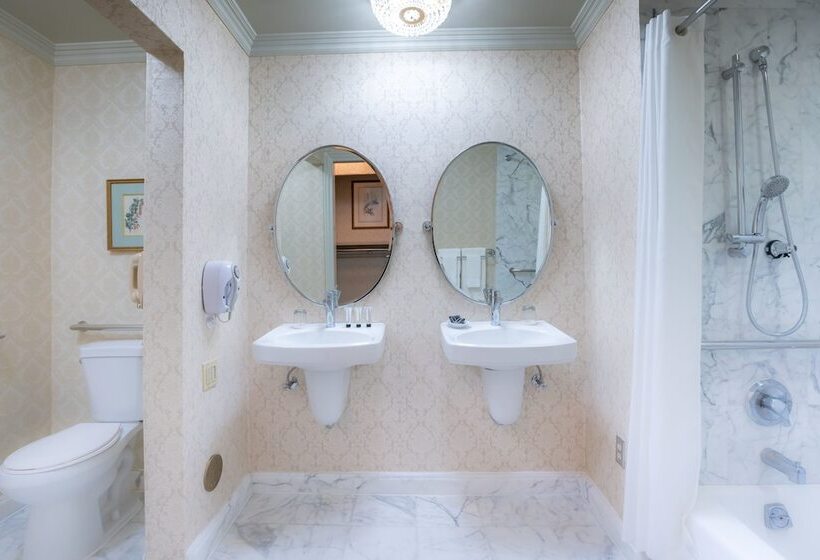 The Bristol Hotel Campbell San Jose