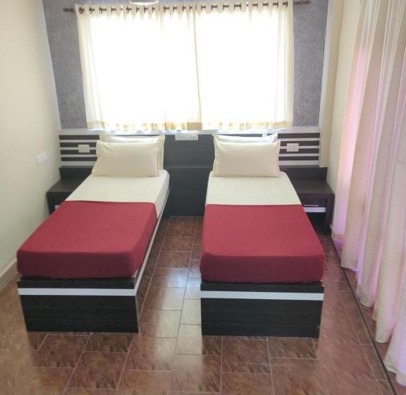 هاستل Thomson Garden