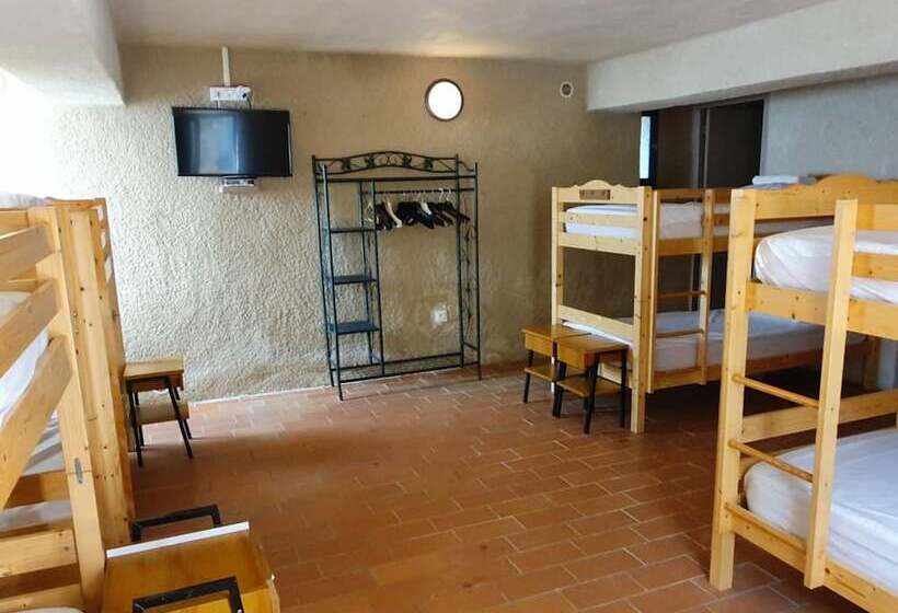 ベッドアンドブレックファースト Domaine Les Bayles   Chambres D Hôtes