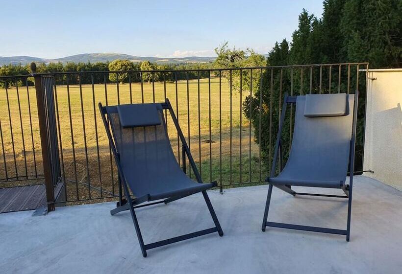 ベッドアンドブレックファースト Domaine Les Bayles   Chambres D Hôtes