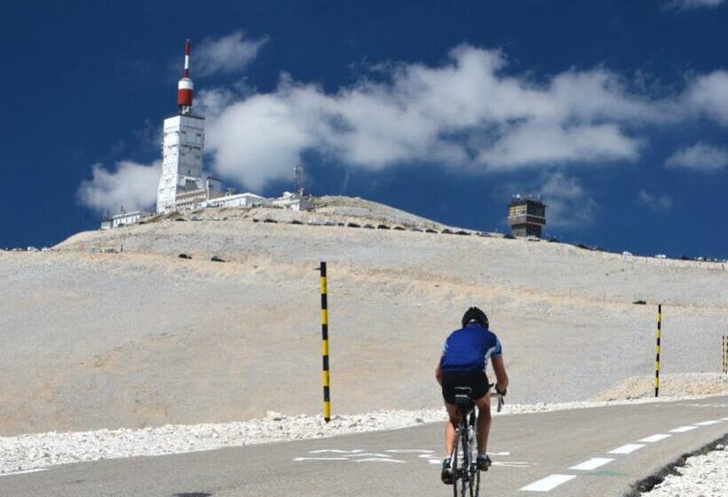 ベッドアンドブレックファースト Domaine Les Bayles   Chambres D Hôtes