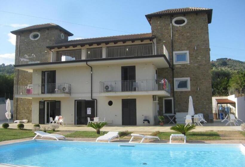 مبيت وإفطار Le Torri Del Cilento