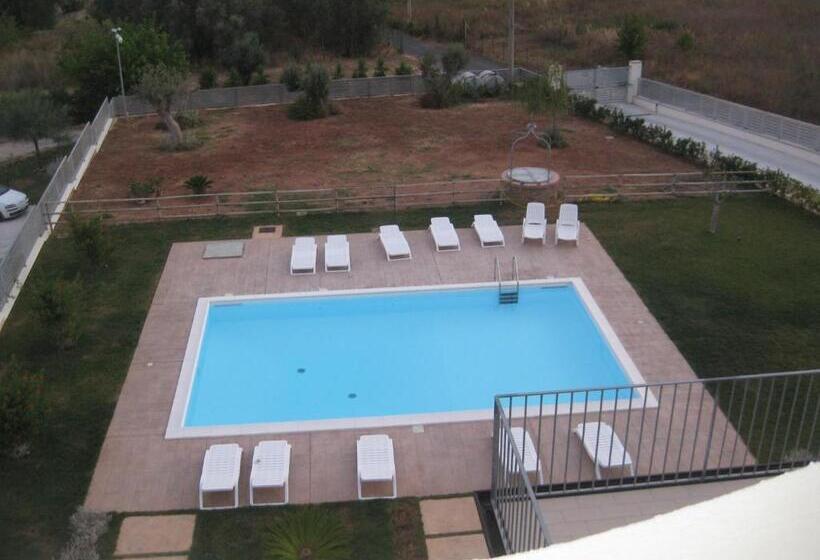 مبيت وإفطار Le Torri Del Cilento