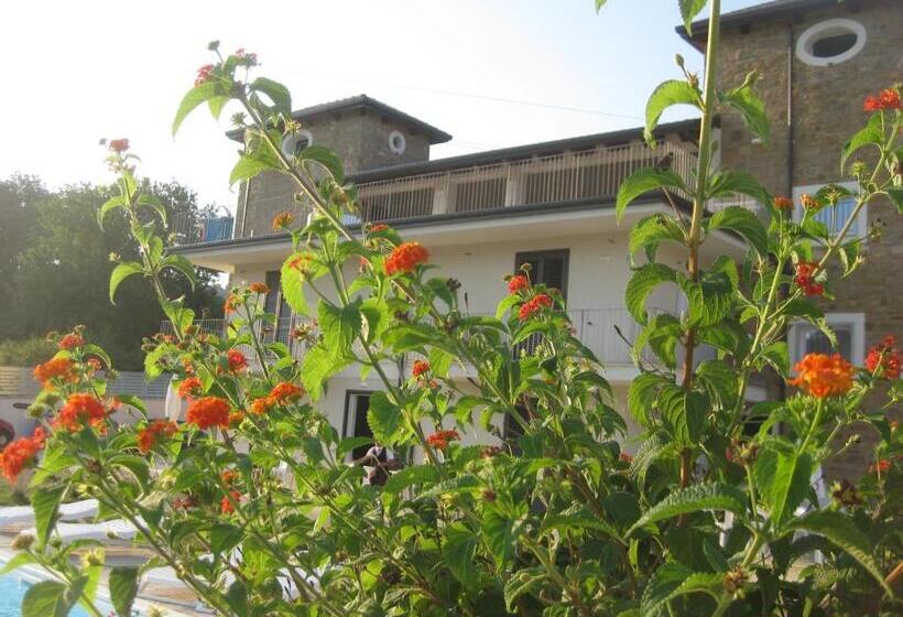 مبيت وإفطار Le Torri Del Cilento