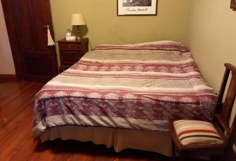 ベッドアンドブレックファースト Tseliot Bed&breakfast