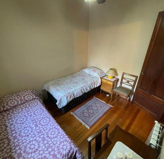 ベッドアンドブレックファースト Tseliot Bed&breakfast