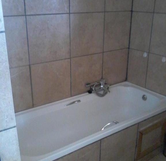 Bed and Breakfast Virgilia Close Guesthouse